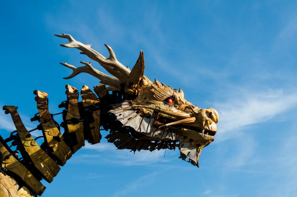 A Fúria de Bronze e o Preço Sangrento: O Escalar da Guerra em House of the Dragon